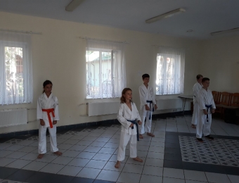 Obóz sportowy karate w Dźwirzynie 2018 r.